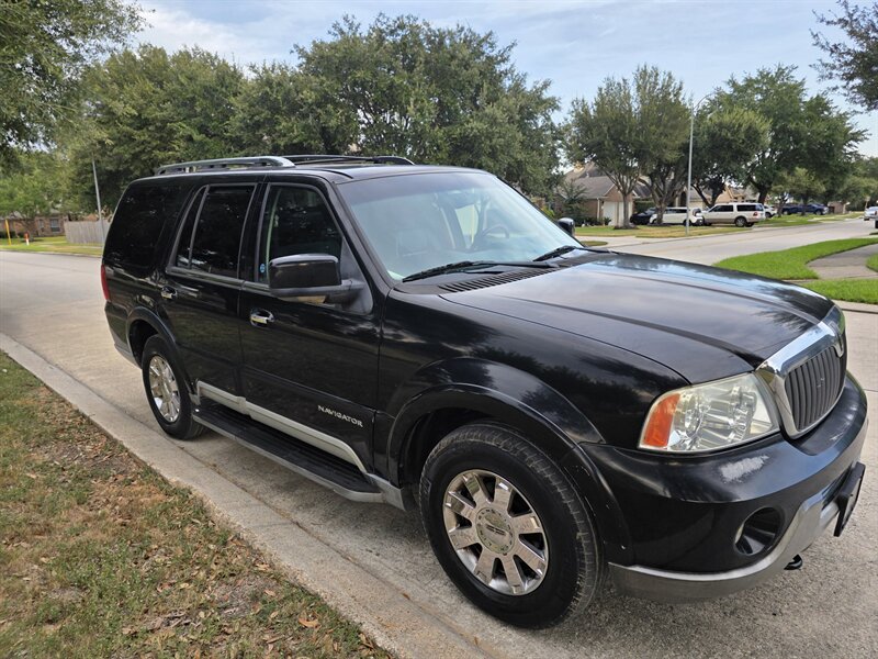 lincoln navigator 2003 5LMFU27R03LJ06894 image lincoln navigator 2003 5LMFU27R03LJ06894 image
