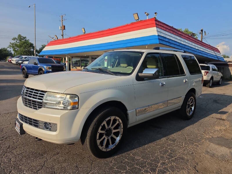 lincoln navigator 2010 5LMJJ2J53AEJ03580 image lincoln navigator 2010 5LMJJ2J53AEJ03580 image