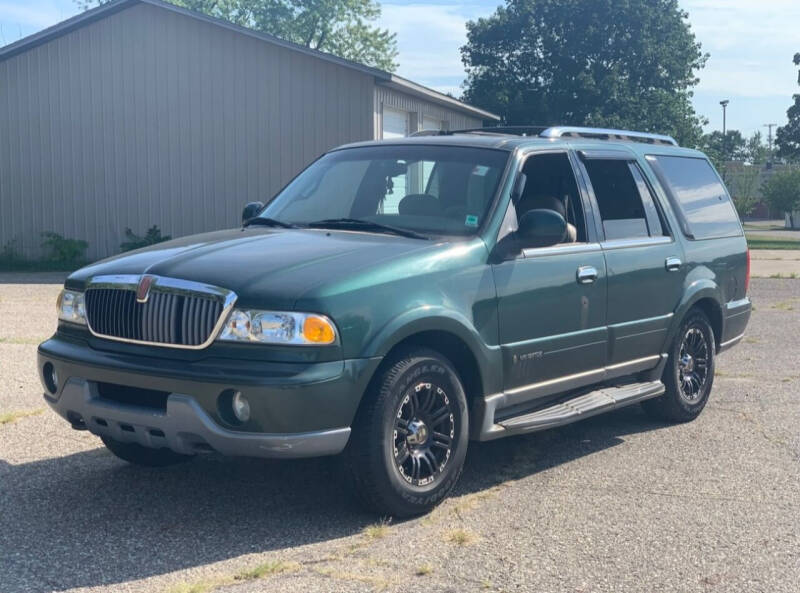 lincoln navigator 2000 5LMFU28AXYLJ29826 image lincoln navigator 2000 5LMFU28AXYLJ29826 image