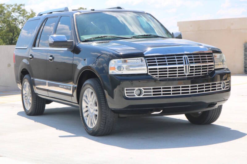 lincoln navigator 2014 5LMJJ2H59EEL04508 image lincoln navigator 2014 5LMJJ2H59EEL04508 image