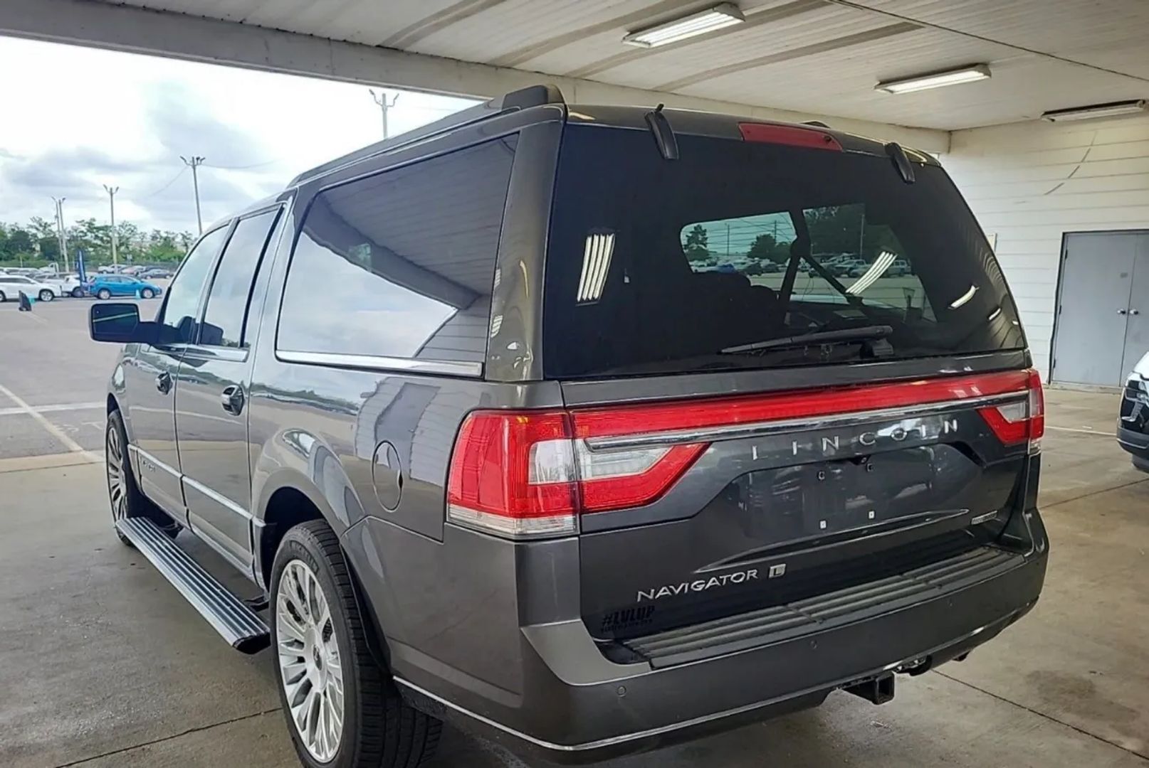 lincoln navigator 2015 5LMJJ3JT0FEJ05699 image lincoln navigator 2015 5LMJJ3JT0FEJ05699 image