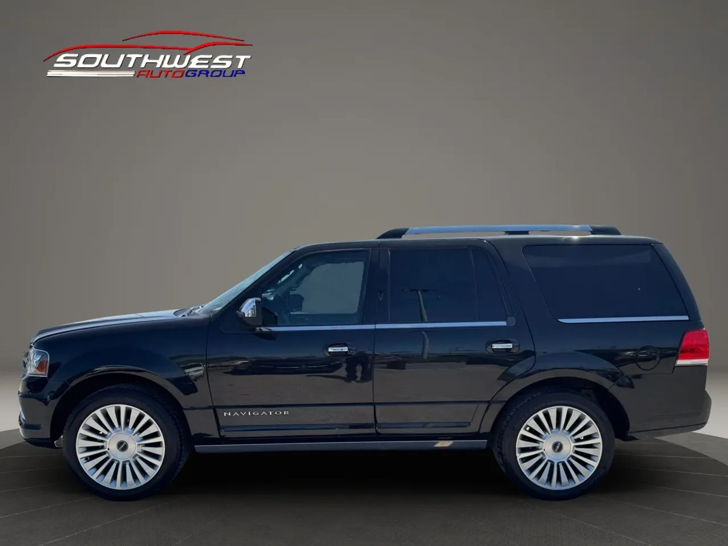 lincoln navigator 2015 5LMJJ2HT2FEJ03176 image lincoln navigator 2015 5LMJJ2HT2FEJ03176 image