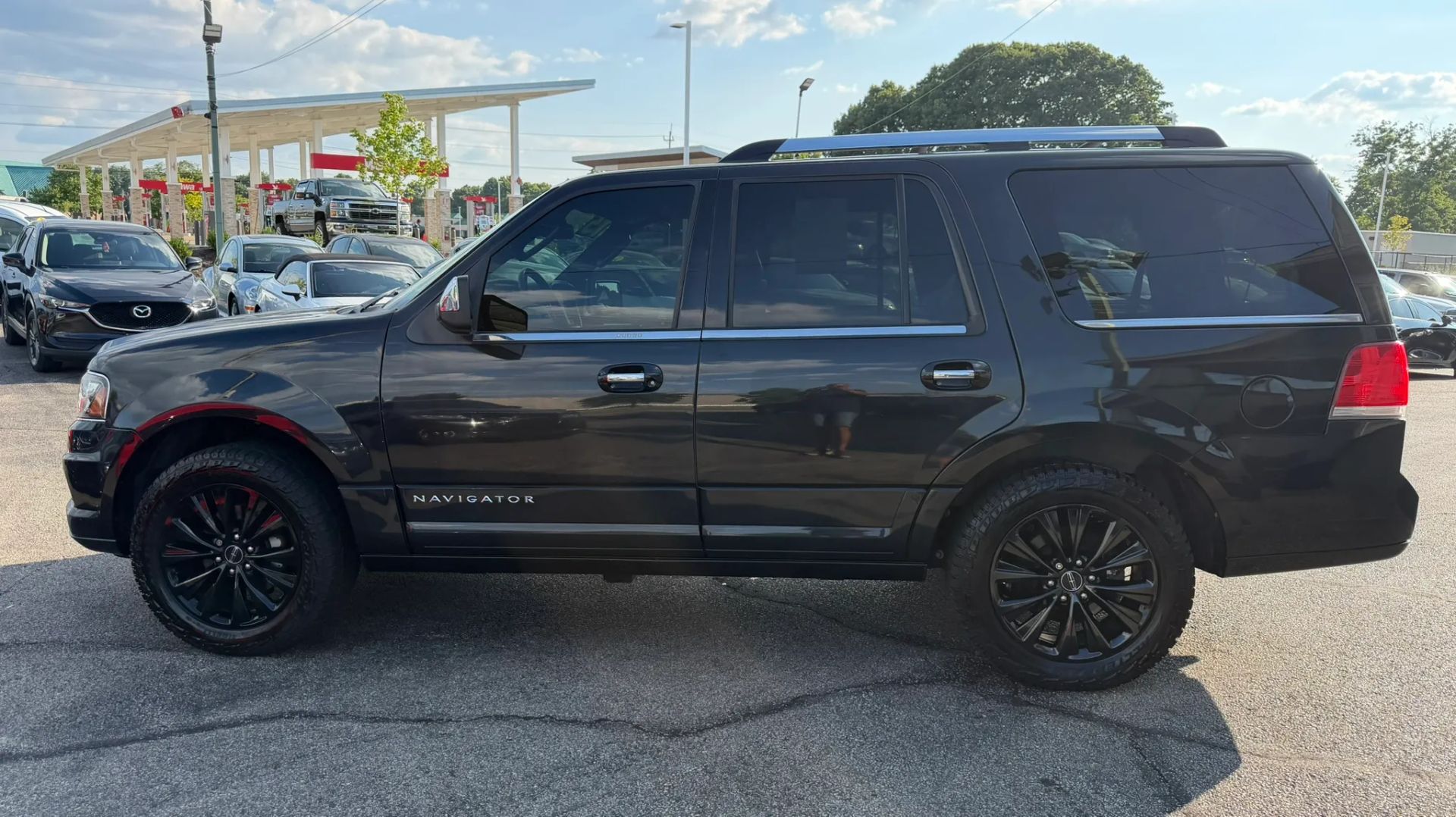 lincoln navigator 2015 5LMJJ2JT5FEJ10780 image lincoln navigator 2015 5LMJJ2JT5FEJ10780 image