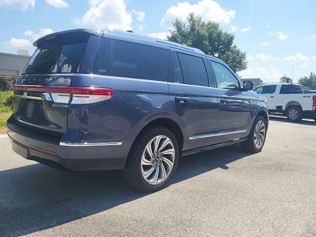 lincoln navigator 2022 5LMJJ2KT7NEL11027 image lincoln navigator 2022 5LMJJ2KT7NEL11027 image