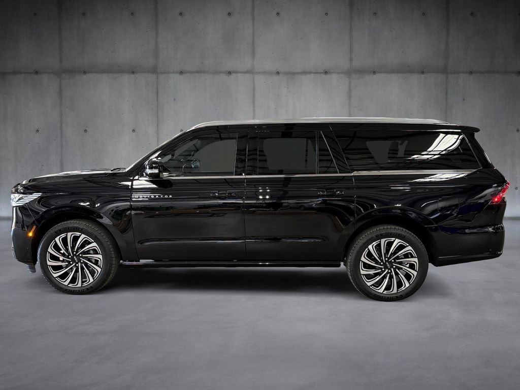 lincoln navigator 2025 5LMJJ3TGXSEL11252 image lincoln navigator 2025 5LMJJ3TGXSEL11252 image