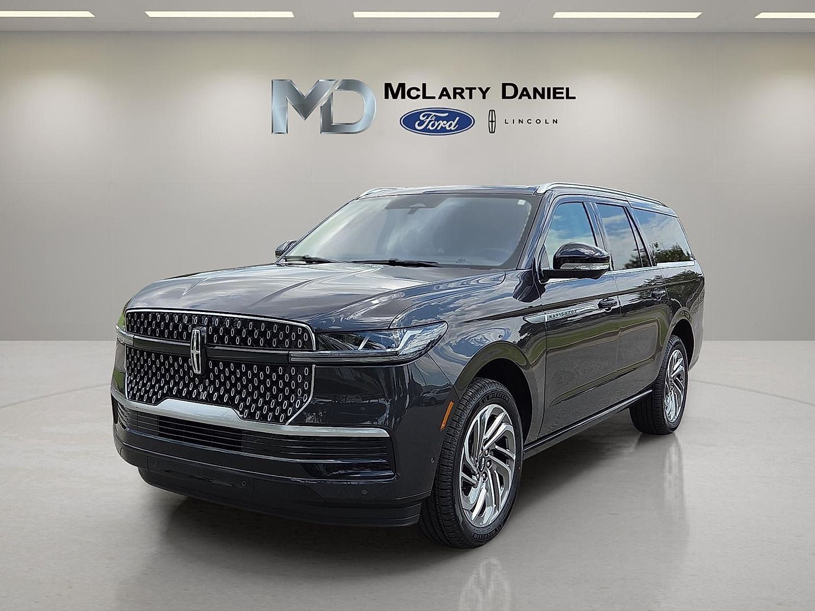 lincoln navigator 2025 5LMJJ3LG1SEL12290 image lincoln navigator 2025 5LMJJ3LG1SEL12290 image