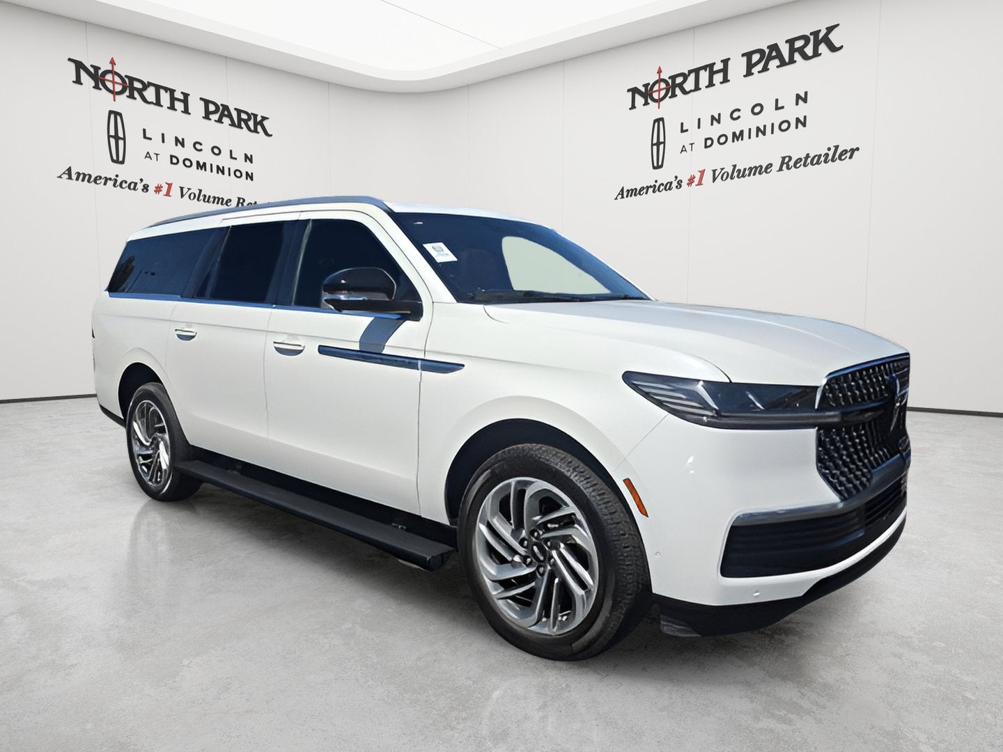 lincoln navigator 2025 5LMJJ3LG1SEL09633 image lincoln navigator 2025 5LMJJ3LG1SEL09633 image