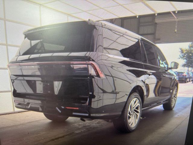 lincoln navigator 2025 5LMJJ3LG2SEL06515 image lincoln navigator 2025 5LMJJ3LG2SEL06515 image