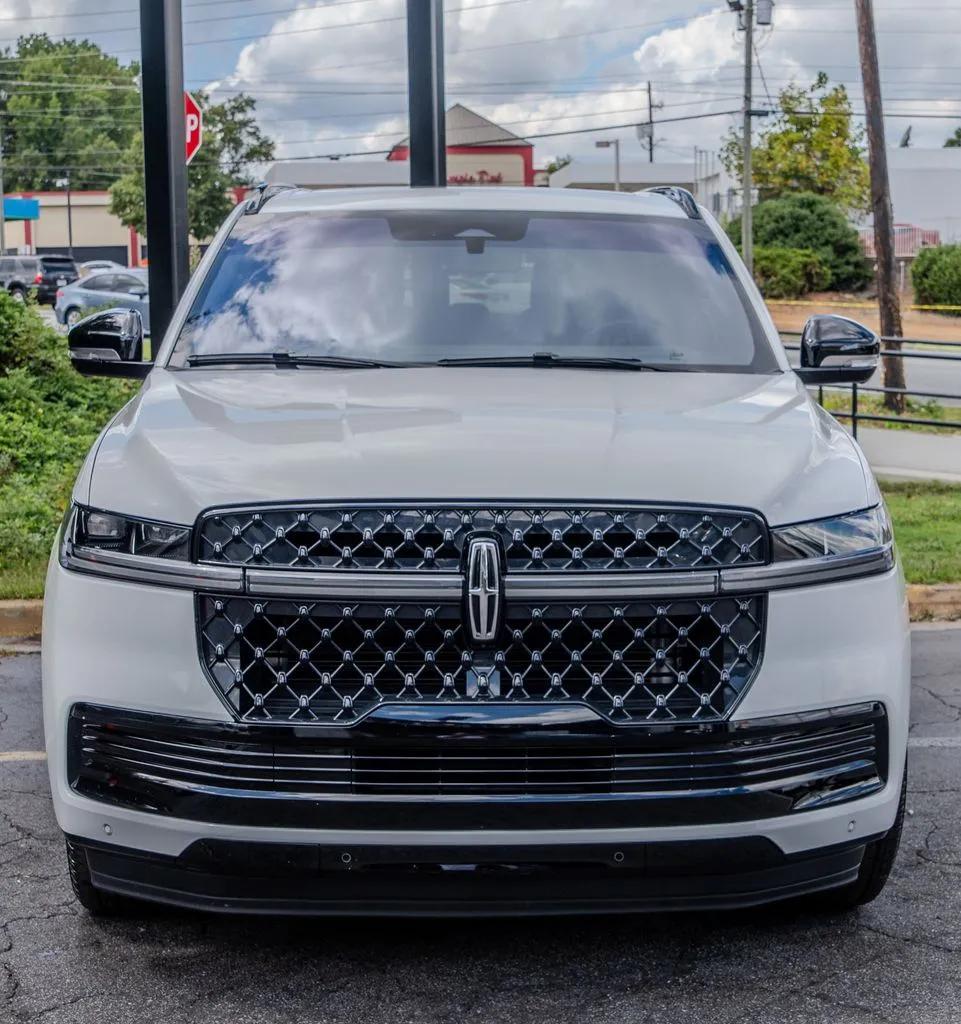 lincoln navigator 2025 5LMJJ3LG1SEL00415 image lincoln navigator 2025 5LMJJ3LG1SEL00415 image