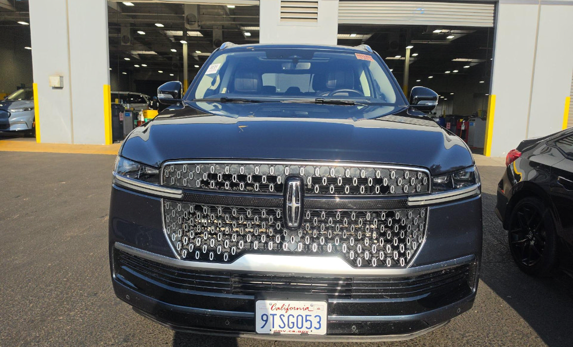 lincoln navigator 2025 5LMJJ2LG5SEL13419 image lincoln navigator 2025 5LMJJ2LG5SEL13419 image