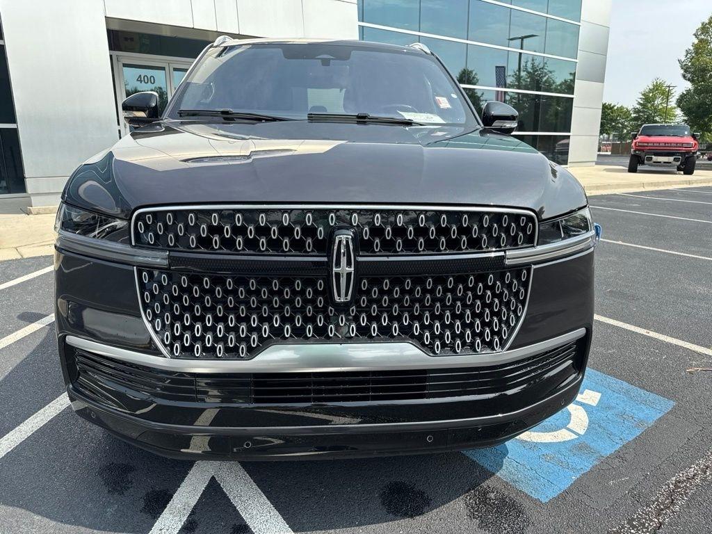 lincoln navigator 2025 5LMJJ2LG2SEL10073 image lincoln navigator 2025 5LMJJ2LG2SEL10073 image