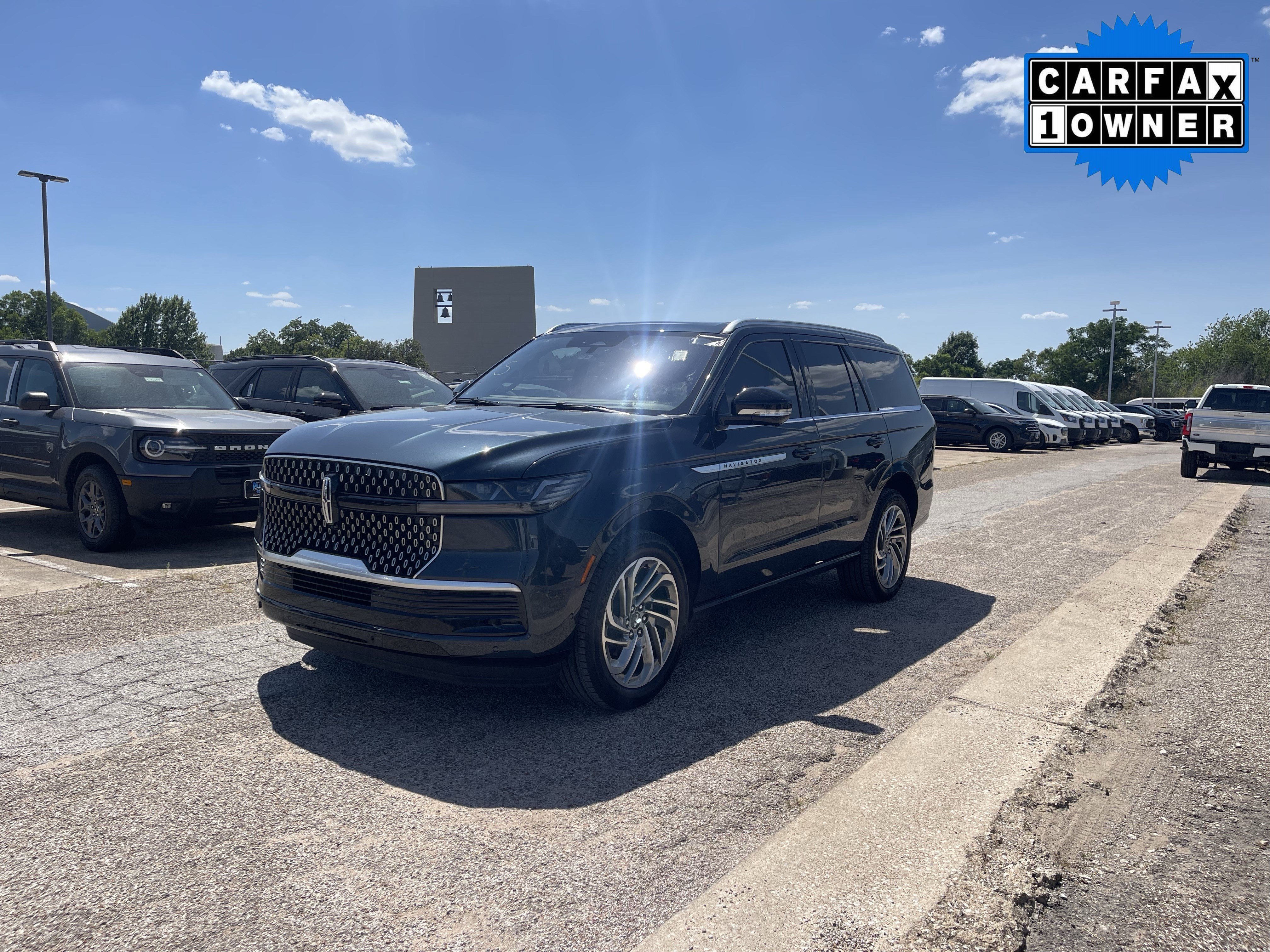 lincoln navigator 2025 5LMJJ2LG5SEL09306 image lincoln navigator 2025 5LMJJ2LG5SEL09306 image