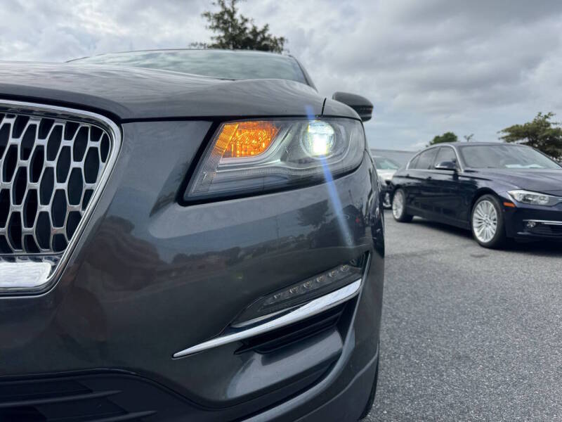 lincoln mkc 2019 5LMCJ2D97KUL00296 image lincoln mkc 2019 5LMCJ2D97KUL00296 image