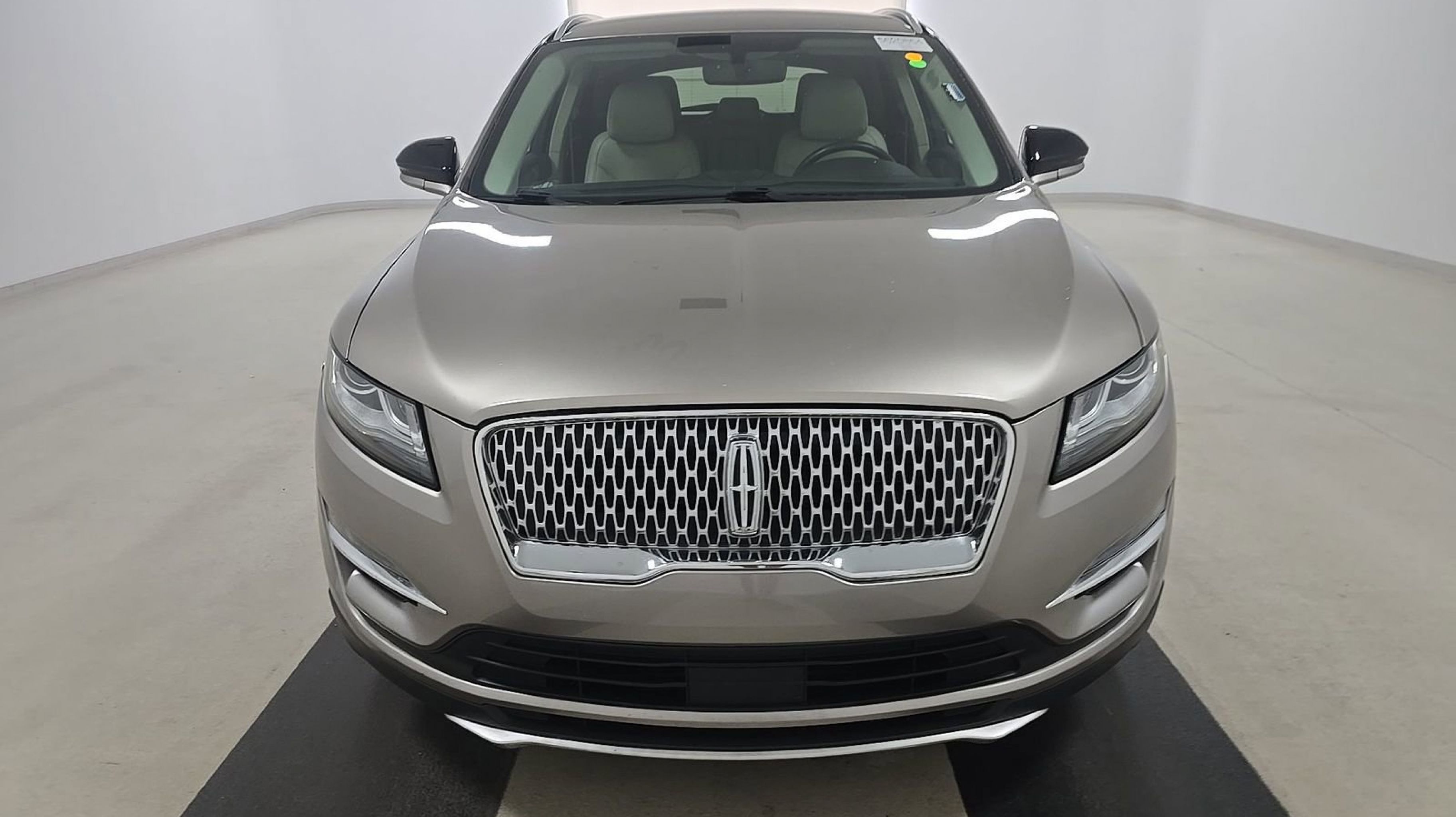 lincoln mkc 2019 5LMCJ1C96KUL39554 image lincoln mkc 2019 5LMCJ1C96KUL39554 image