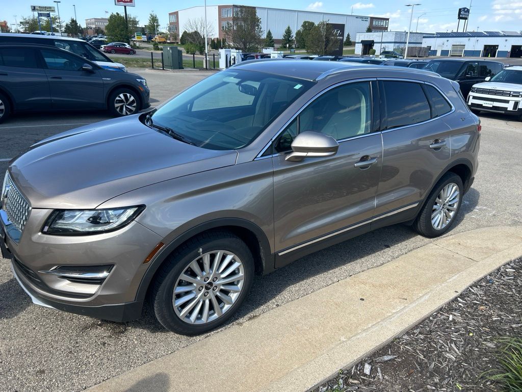 lincoln mkc 2019 5LMCJ1C98KUL26529 image lincoln mkc 2019 5LMCJ1C98KUL26529 image