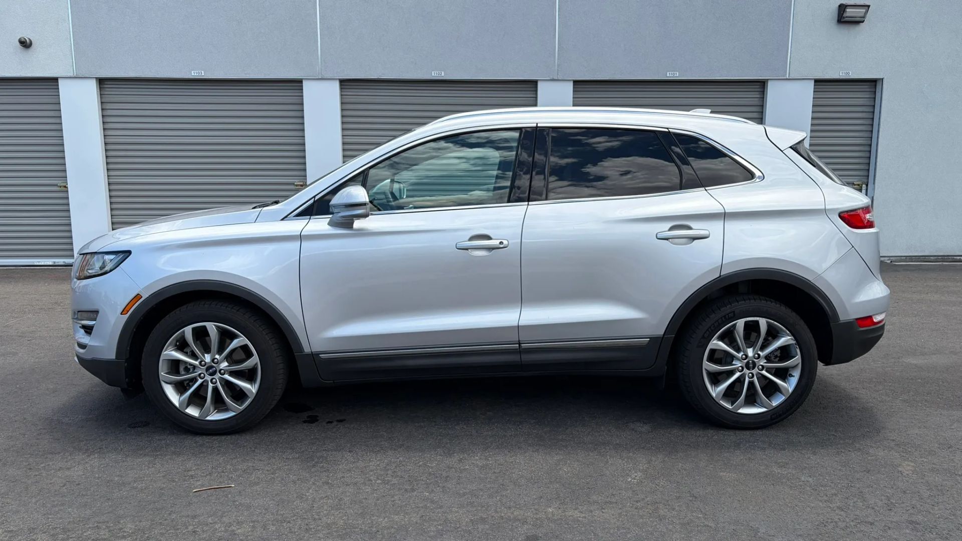 lincoln mkc 2019 5LMCJ2C90KUL13344 image lincoln mkc 2019 5LMCJ2C90KUL13344 image