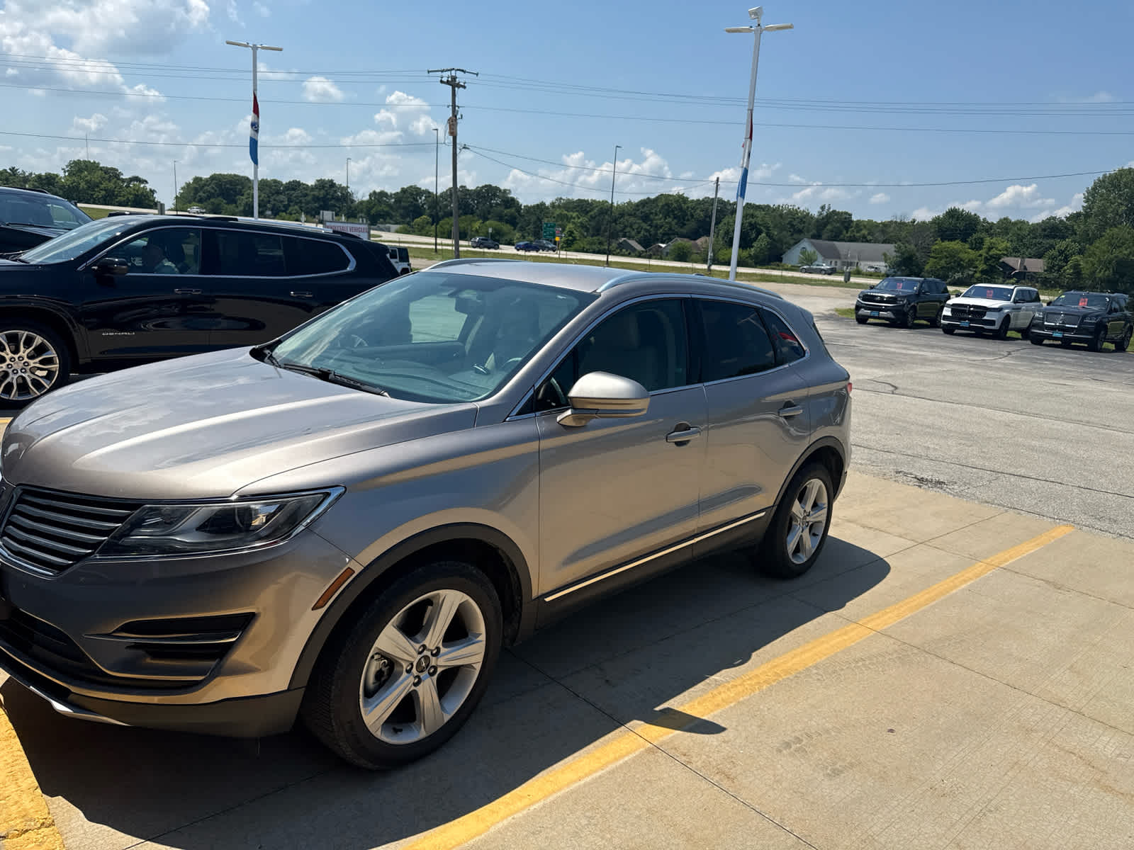 lincoln mkc 2018 5LMCJ1D91JUL00531 image lincoln mkc 2018 5LMCJ1D91JUL00531 image