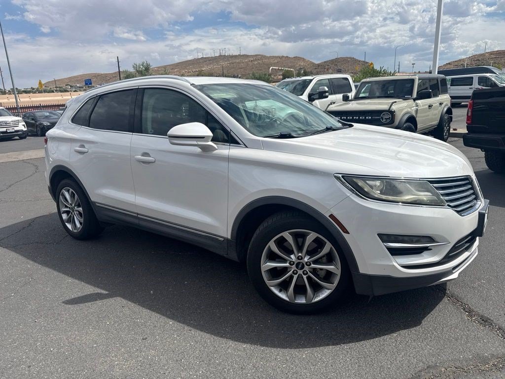 lincoln mkc 2017 5LMCJ2C93HUL57590 image lincoln mkc 2017 5LMCJ2C93HUL57590 image