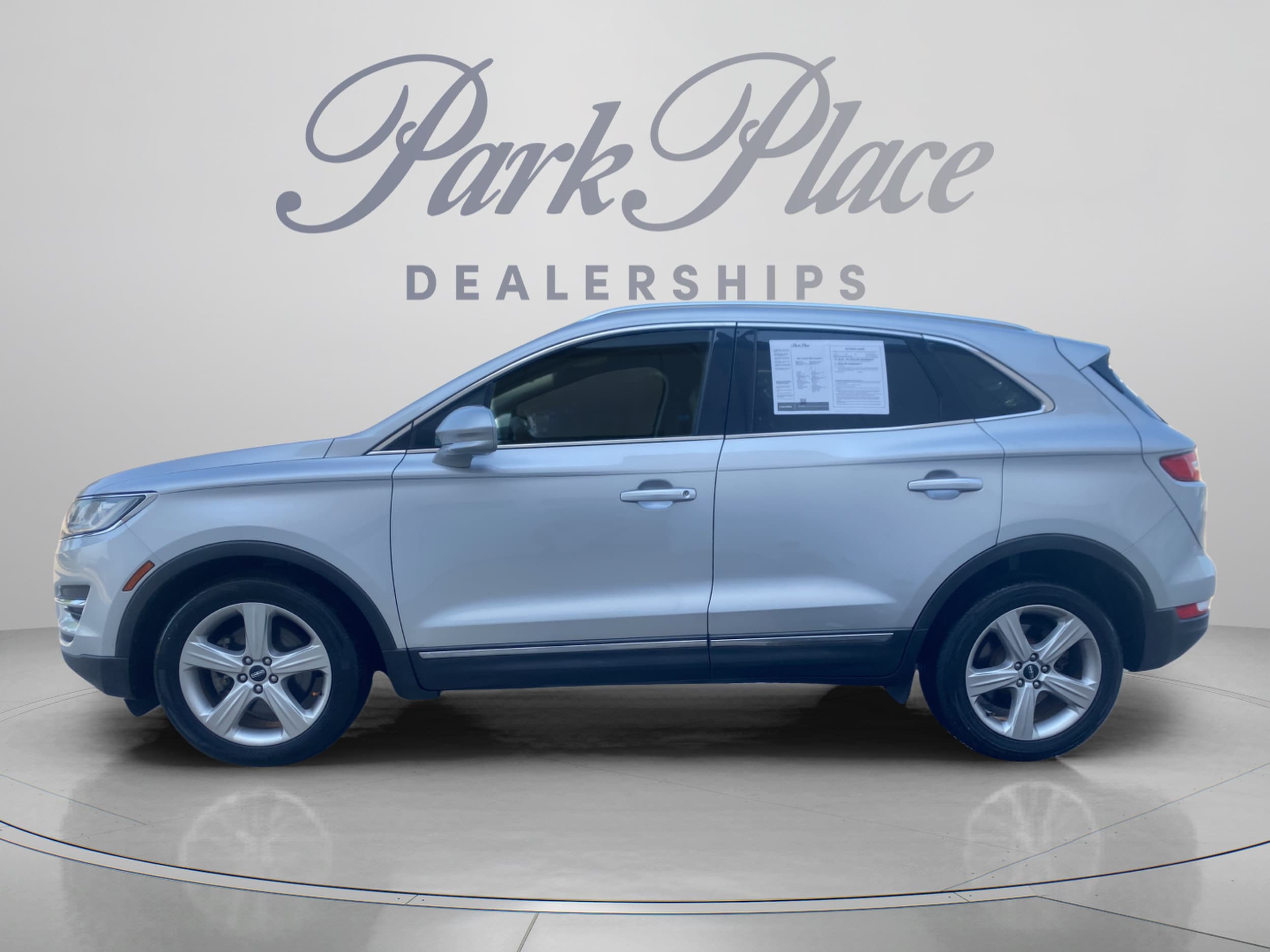 lincoln mkc 2017 5LMCJ1C98HUL33800 image lincoln mkc 2017 5LMCJ1C98HUL33800 image