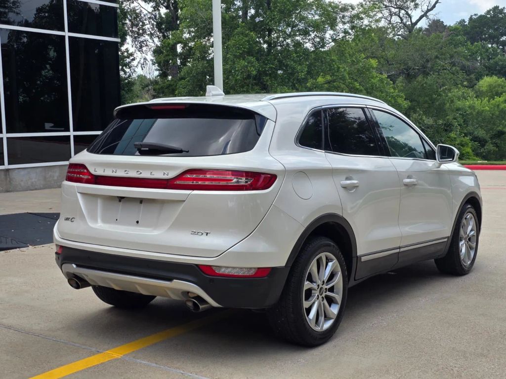 lincoln mkc 2017 5LMCJ2C94HUL34402 image lincoln mkc 2017 5LMCJ2C94HUL34402 image