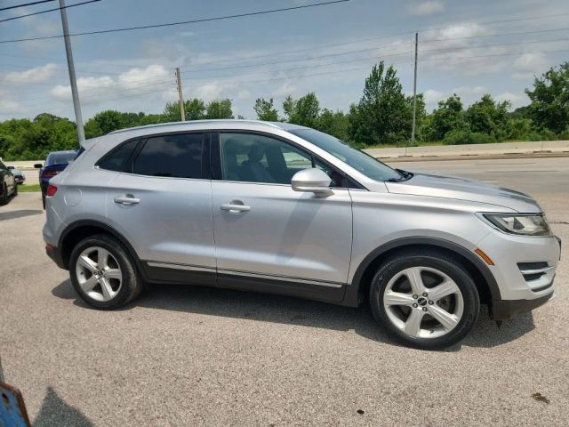 lincoln mkc 2017 5LMCJ1C93HUL24065 image lincoln mkc 2017 5LMCJ1C93HUL24065 image