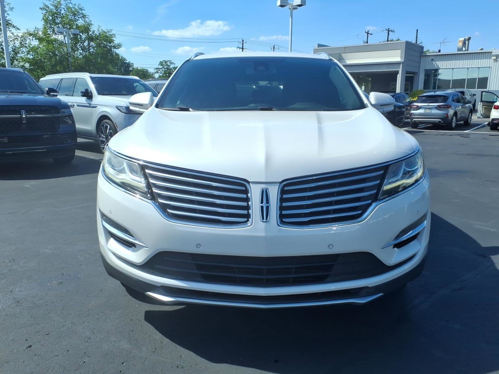 lincoln mkc 2017 5LMCJ3C93HUL21582 image lincoln mkc 2017 5LMCJ3C93HUL21582 image