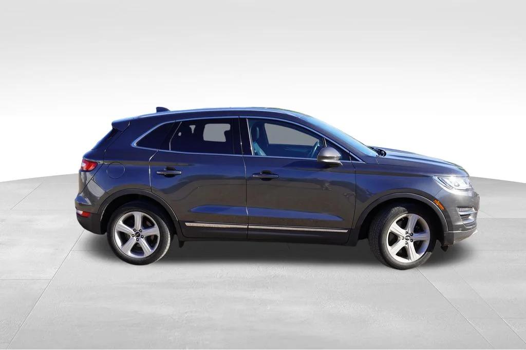 lincoln mkc 2017 5LMCJ1D92HUL46900 image lincoln mkc 2017 5LMCJ1D92HUL46900 image