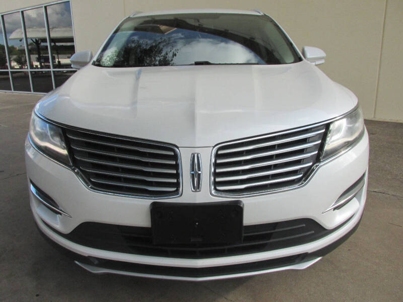 lincoln mkc 2017 5LMCJ1C99HUL57183 image lincoln mkc 2017 5LMCJ1C99HUL57183 image