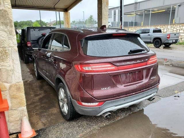 lincoln mkc 2017 5LMTJ2DH5HUL09353 image lincoln mkc 2017 5LMTJ2DH5HUL09353 image