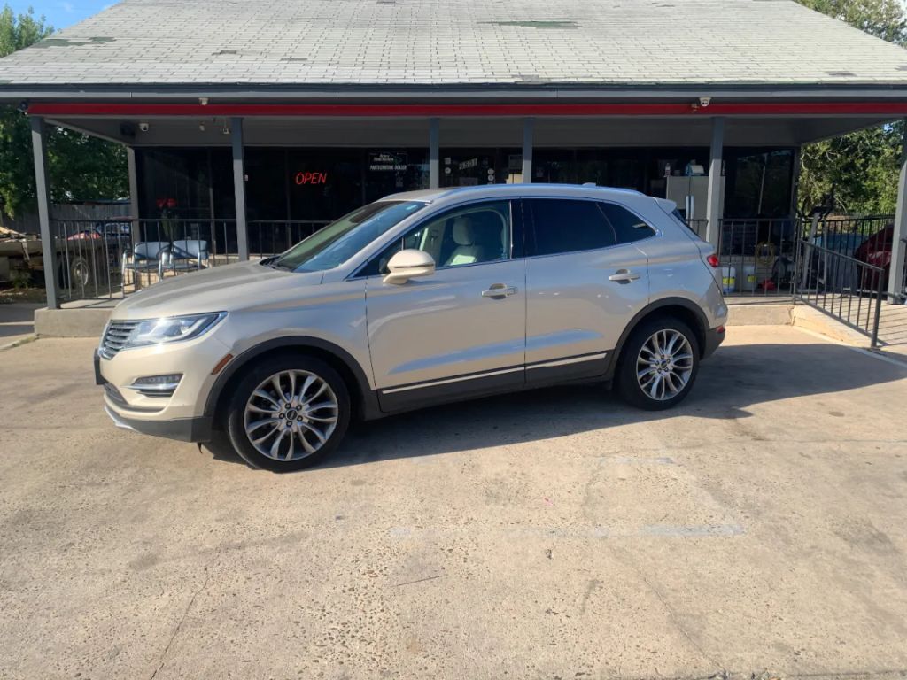 lincoln mkc 2017 5LMCJ3C97HUL50051 image lincoln mkc 2017 5LMCJ3C97HUL50051 image