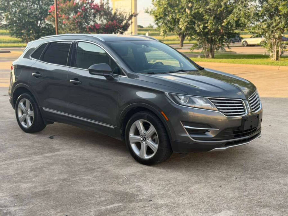 lincoln mkc 2017 5LMCJ1C95HUL28246 image lincoln mkc 2017 5LMCJ1C95HUL28246 image