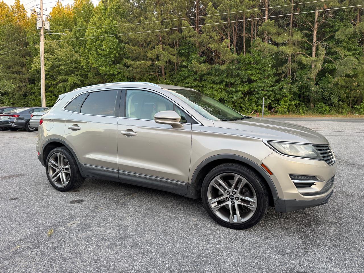 lincoln mkc 2015 5LMCJ2A9XFUJ28047 image lincoln mkc 2015 5LMCJ2A9XFUJ28047 image
