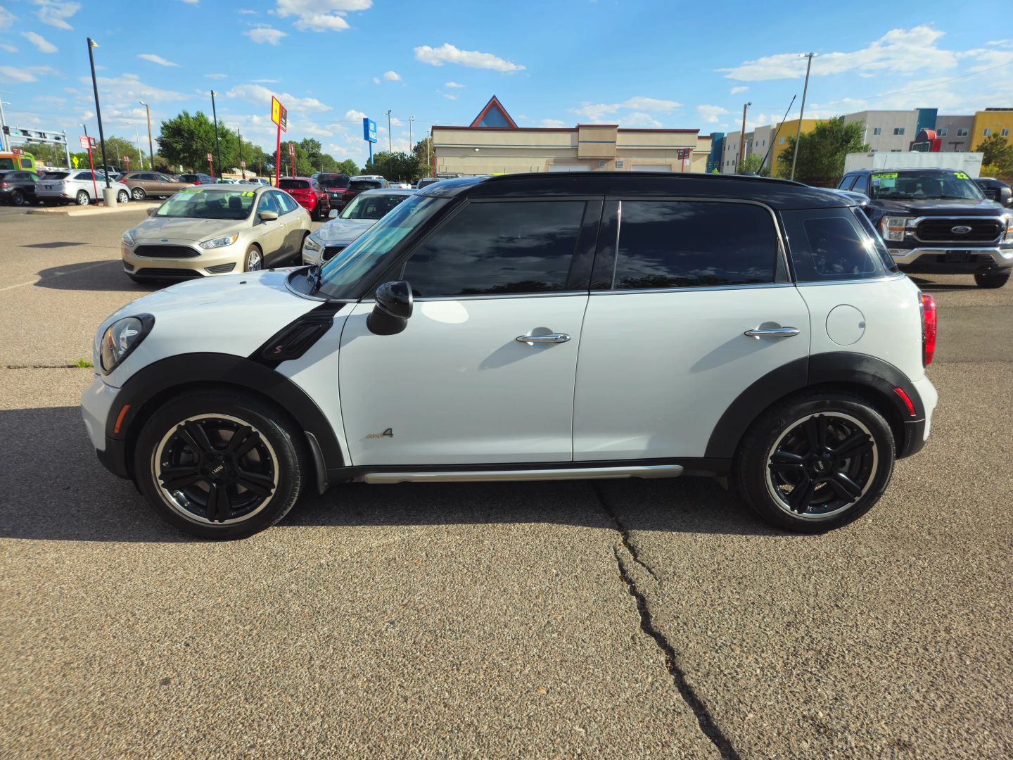 mini countryman 2016 WMWZC5C59GWU22050 image mini countryman 2016 WMWZC5C59GWU22050 image