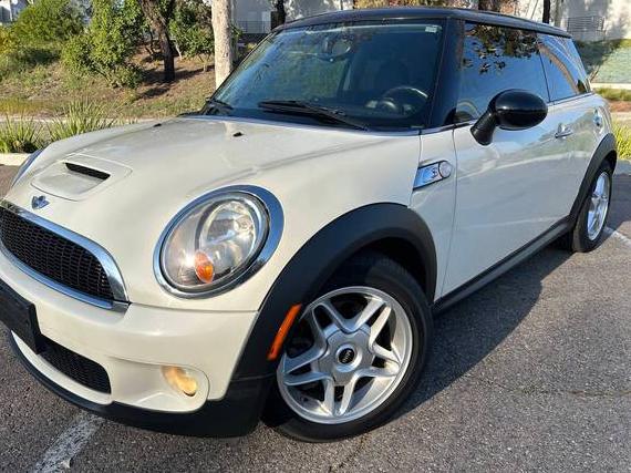 MINI COOPER 2010 WMWMF7C50ATZ74137 image MINI COOPER 2010 WMWMF7C50ATZ74137 image