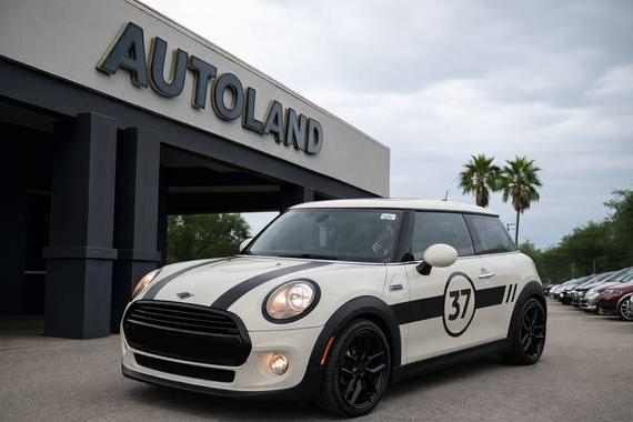 MINI HARDTOP 2019 WMWXP5C54K2H97049 image MINI HARDTOP 2019 WMWXP5C54K2H97049 image