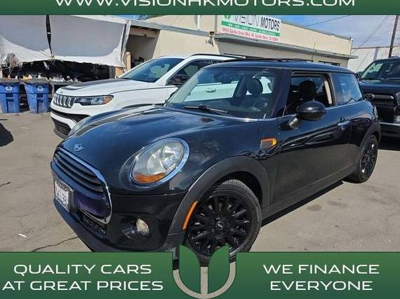 MINI HARDTOP 2017 WMWXP5C34H2D16983 image MINI HARDTOP 2017 WMWXP5C34H2D16983 image