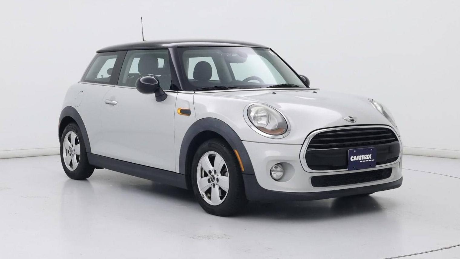 MINI HARDTOP 2017 WMWXP5C55H3B77748 image MINI HARDTOP 2017 WMWXP5C55H3B77748 image