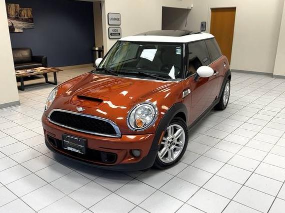 MINI HARDTOP 2011 WMWSV3C56BTY16194 image MINI HARDTOP 2011 WMWSV3C56BTY16194 image