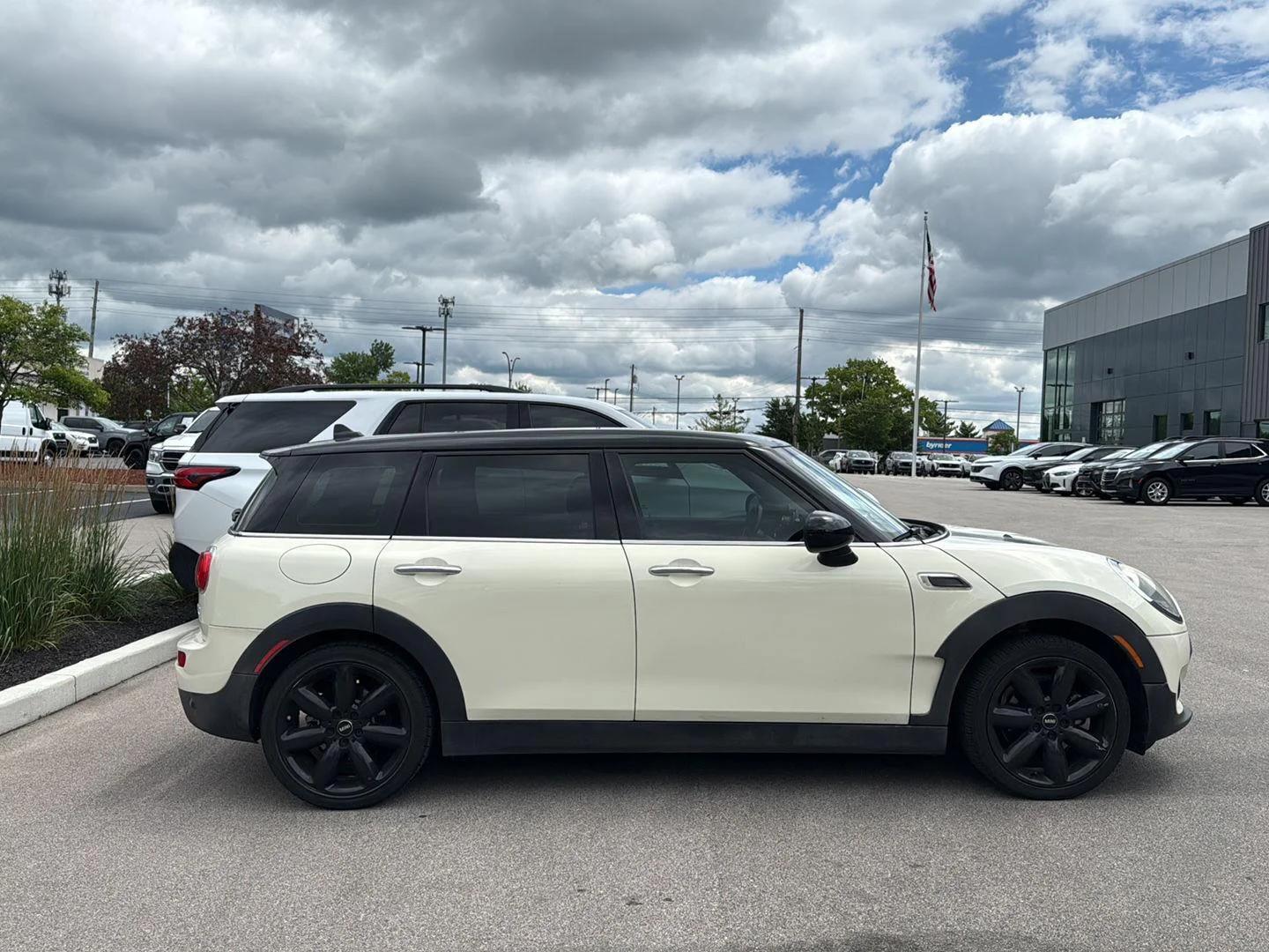 mini clubman 2016 WMWLN5C53G2B28105 image mini clubman 2016 WMWLN5C53G2B28105 image