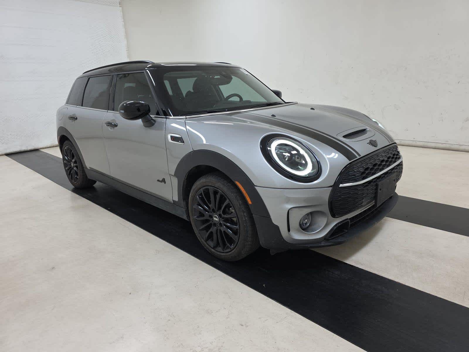 mini clubman 2024 WMWXJ1C09R2V12531 image mini clubman 2024 WMWXJ1C09R2V12531 image