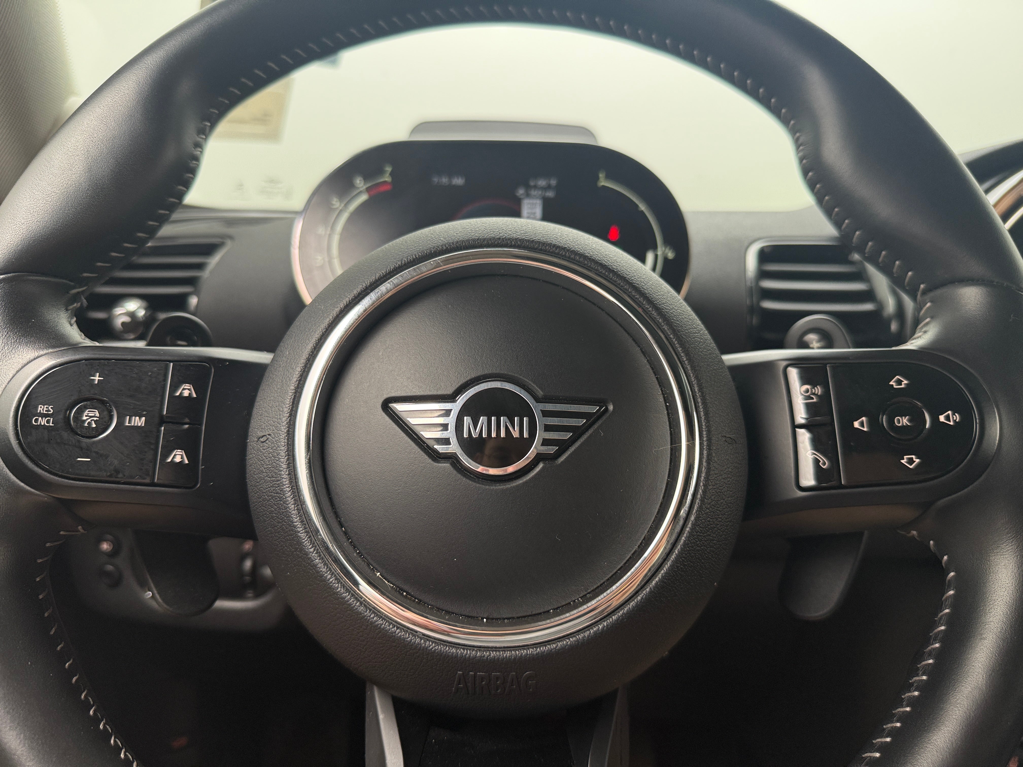 mini clubman 2022 WMWXJ1C08N2R09786 image mini clubman 2022 WMWXJ1C08N2R09786 image