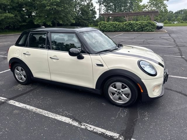 mini cooper 2016 WMWXU1C56G2D12113 image mini cooper 2016 WMWXU1C56G2D12113 image