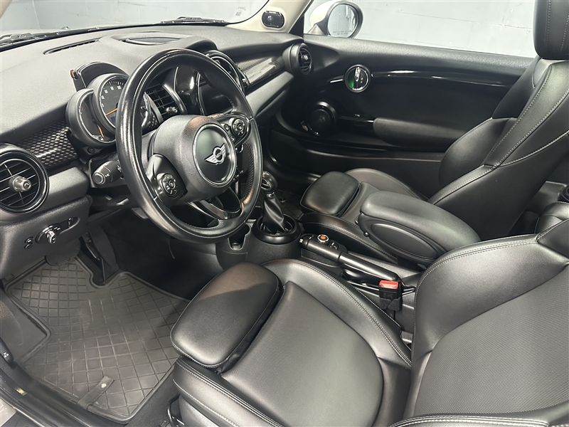 mini cooper 2018 WMWXP7C50J2A48372 image mini cooper 2018 WMWXP7C50J2A48372 image