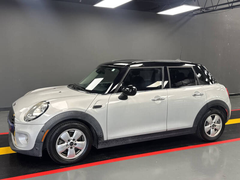 mini cooper 2018 WMWXU1C53J2F80320 image mini cooper 2018 WMWXU1C53J2F80320 image