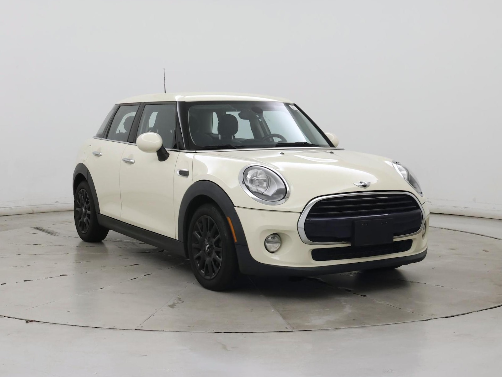 mini cooper 2018 WMWXU1C5XJ2F80685 image mini cooper 2018 WMWXU1C5XJ2F80685 image