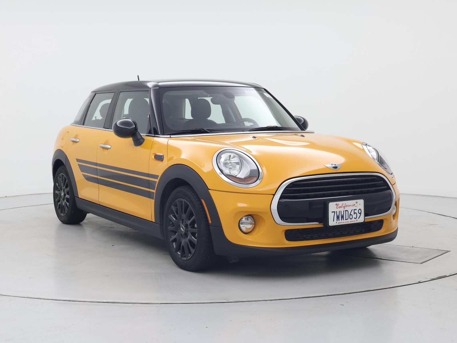 mini cooper 2017 WMWXU1C39H2F77124 image mini cooper 2017 WMWXU1C39H2F77124 image