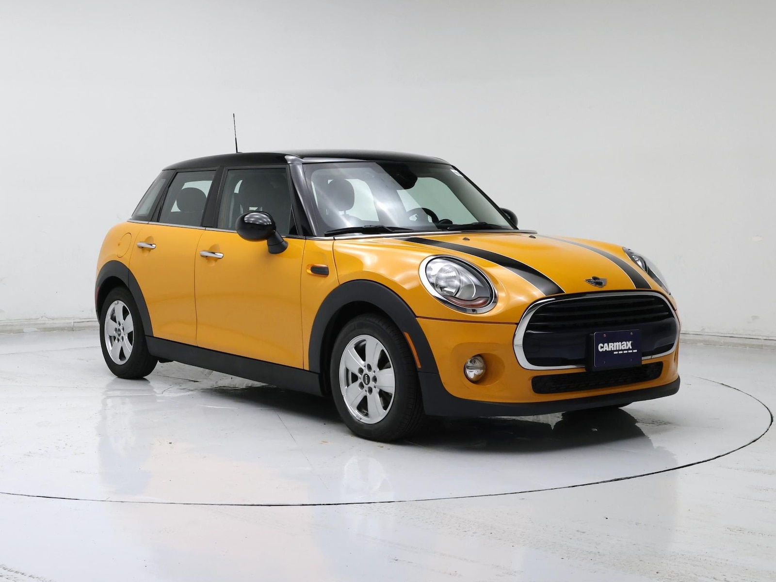 mini cooper 2017 WMWXU1C3XH2F77164 image mini cooper 2017 WMWXU1C3XH2F77164 image