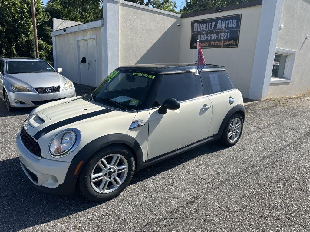 mini cooper 2011 WMWSV3C57BTY16060 image mini cooper 2011 WMWSV3C57BTY16060 image