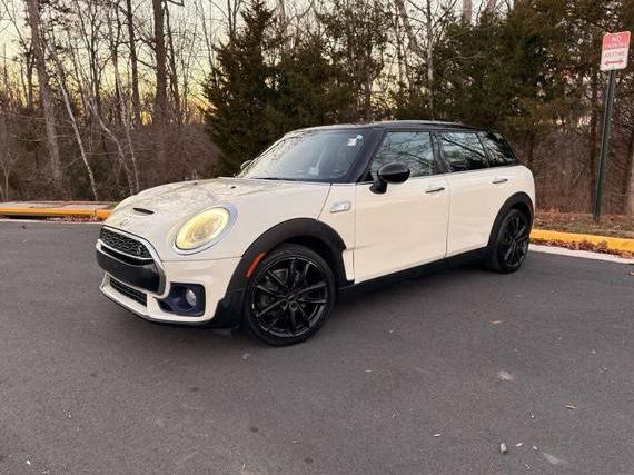 MINI CLUBMAN 2016 WMWLN9C5XG2B31140 image MINI CLUBMAN 2016 WMWLN9C5XG2B31140 image