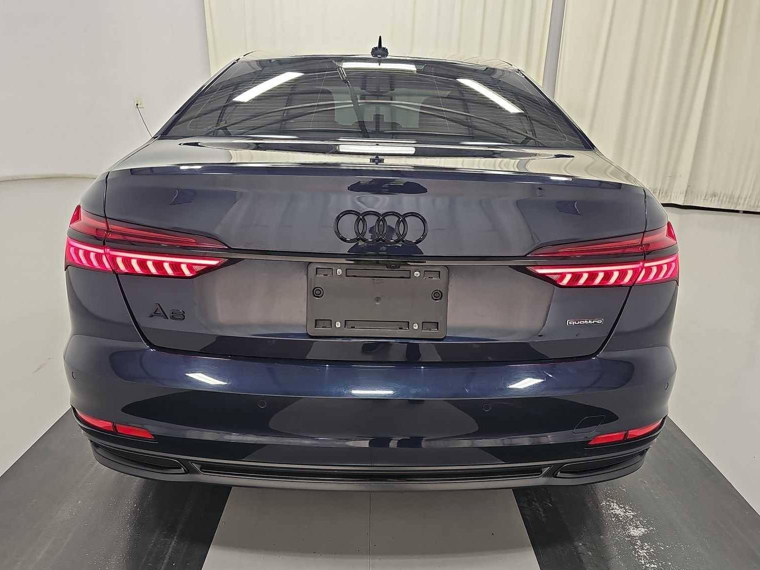 AUDI A6 2022 WAUE3BF23NN009574 image